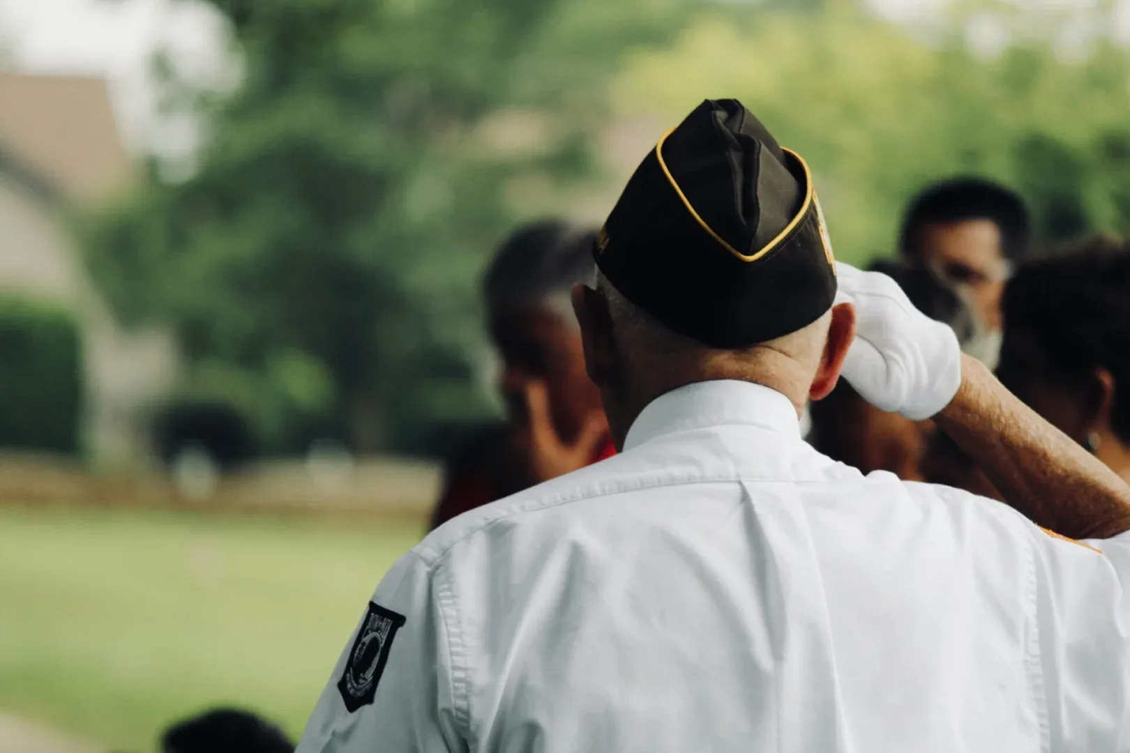 Veteran reviewing Medicare Advantage plans Without Part D drug coverage, highlighting flexibility and added benefits